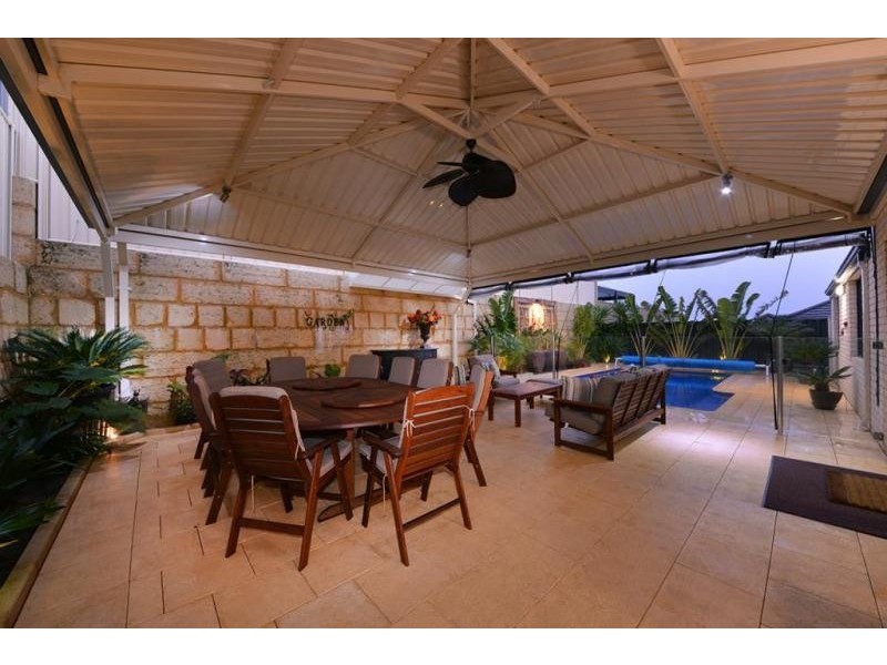 10 Beckman Road, Tapping WA 6065