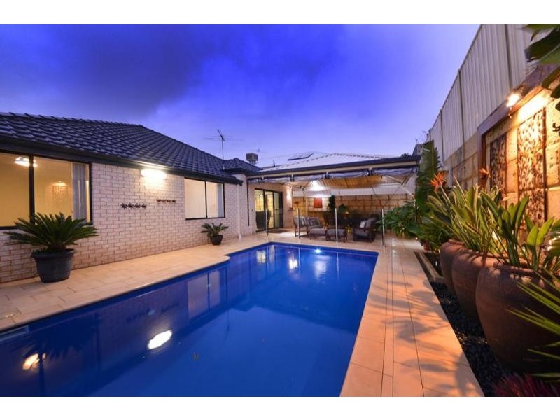 10 Beckman Road, Tapping WA 6065