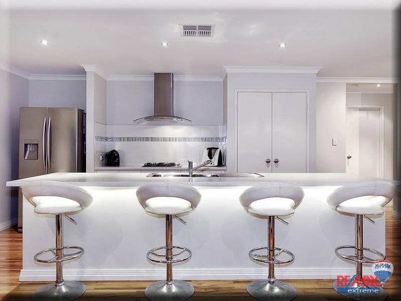 17 Gangway Turn, Alkimos WA 6038