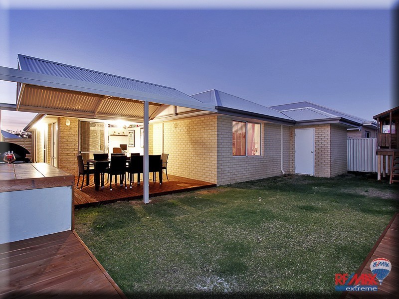 17 Gangway Turn, Alkimos WA 6038