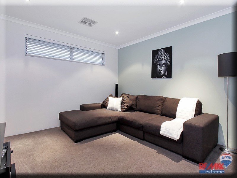 17 Gangway Turn, Alkimos WA 6038