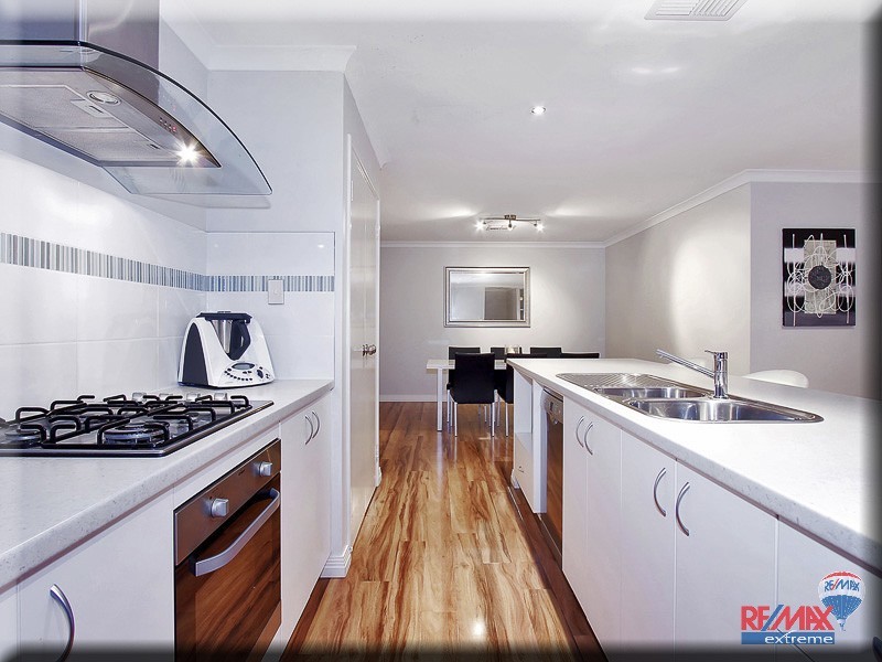 17 Gangway Turn, Alkimos WA 6038