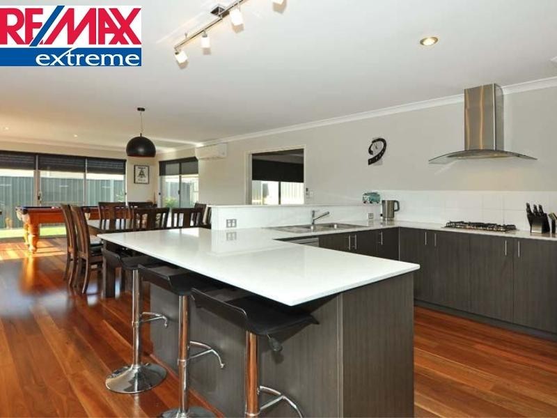 15 Calderstone Rise, Landsdale WA 6065