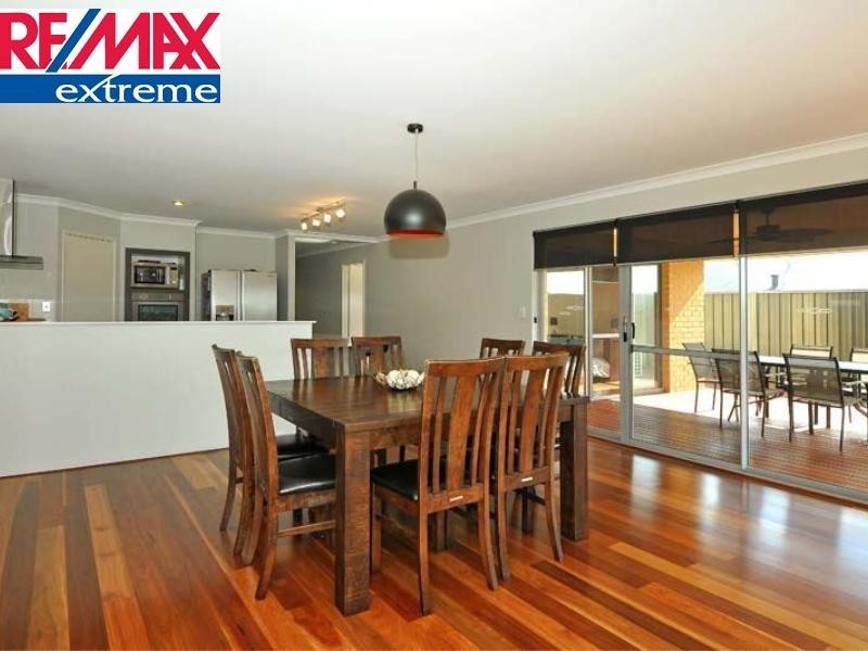 15 Calderstone Rise, Landsdale WA 6065