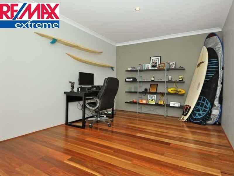 15 Calderstone Rise, Landsdale WA 6065