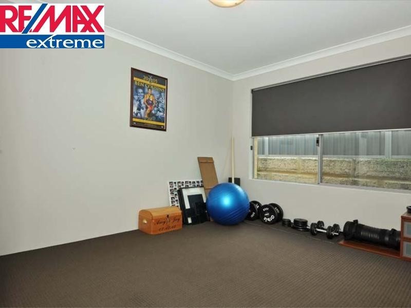 15 Calderstone Rise, Landsdale WA 6065