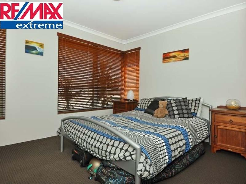 15 Calderstone Rise, Landsdale WA 6065