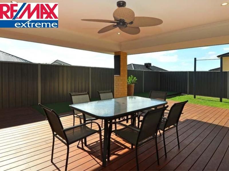 15 Calderstone Rise, Landsdale WA 6065