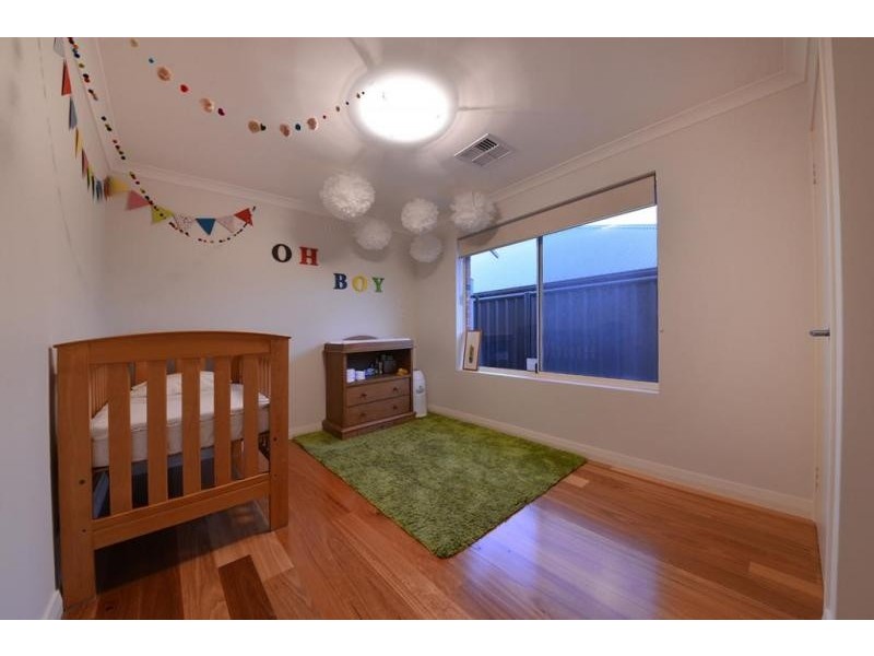 11 Parkinson Road, Banksia Grove WA 6031