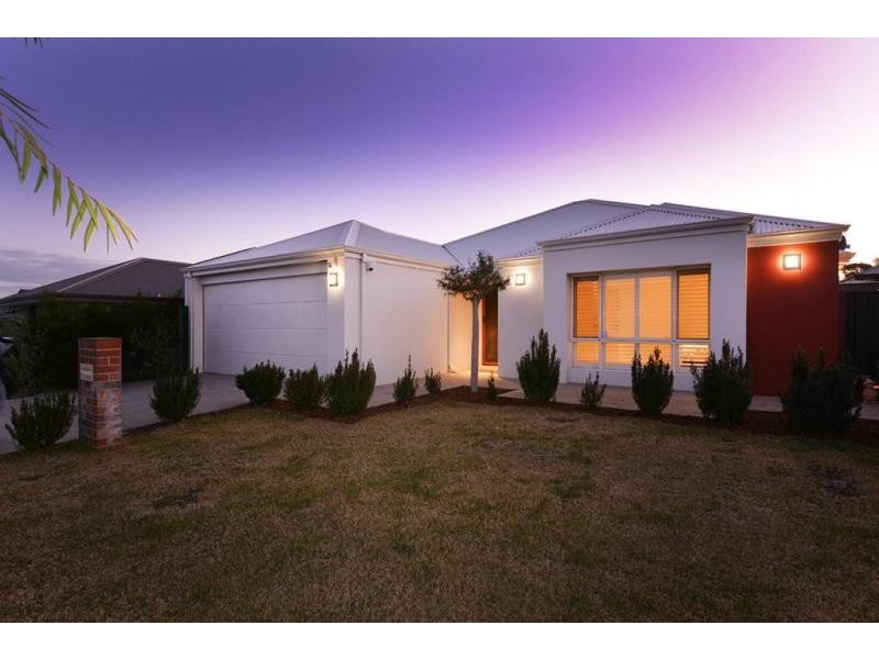 11 Parkinson Road, Banksia Grove WA 6031