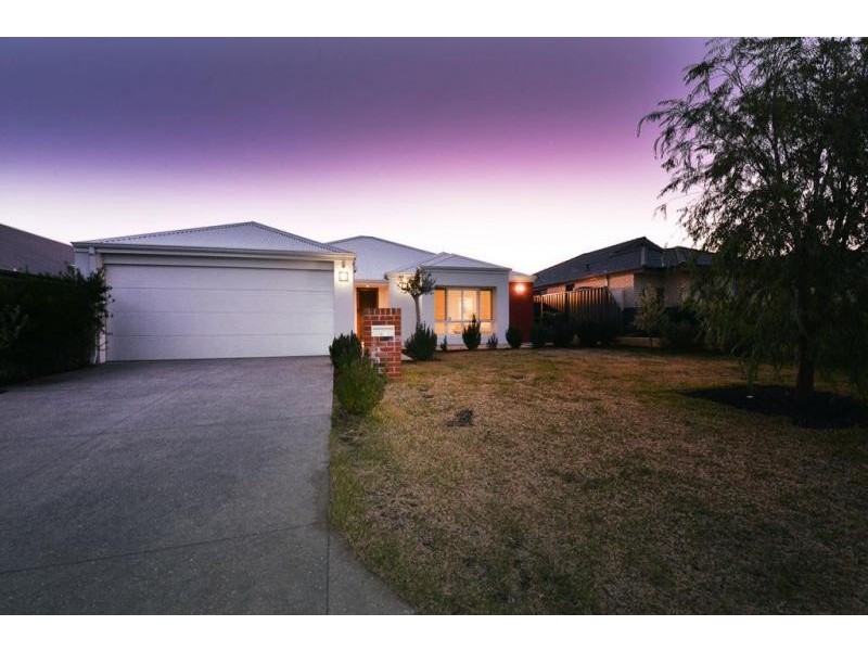 11 Parkinson Road, Banksia Grove WA 6031