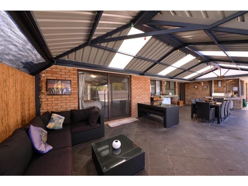 31 Turnatt Way, Wanneroo WA 6065