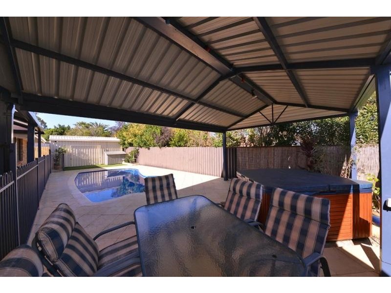 31 Turnatt Way, Wanneroo WA 6065