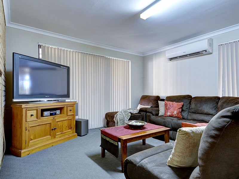 24 Dillon Glade, Joondalup WA 6027