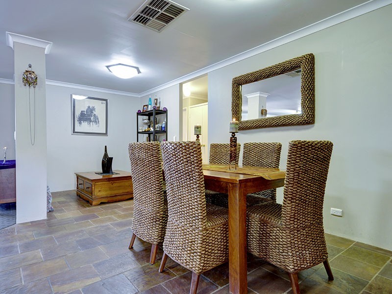 24 Dillon Glade, Joondalup WA 6027