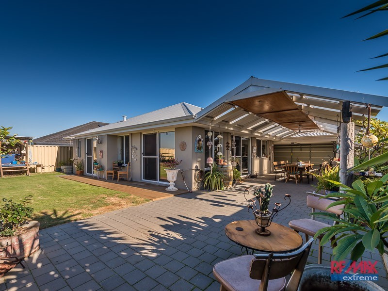 25 Finglas Meander, Butler WA 6036