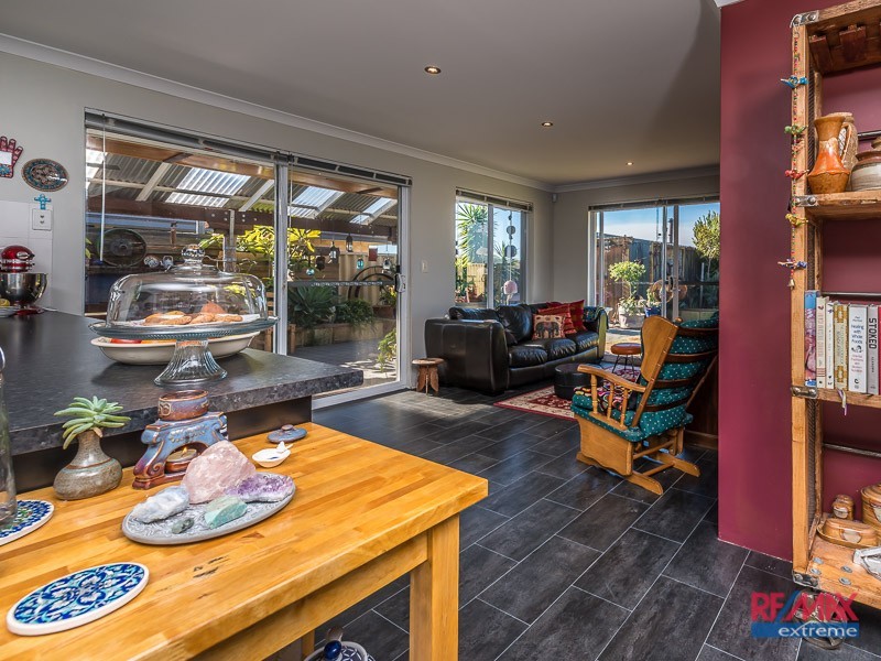 25 Finglas Meander, Butler WA 6036