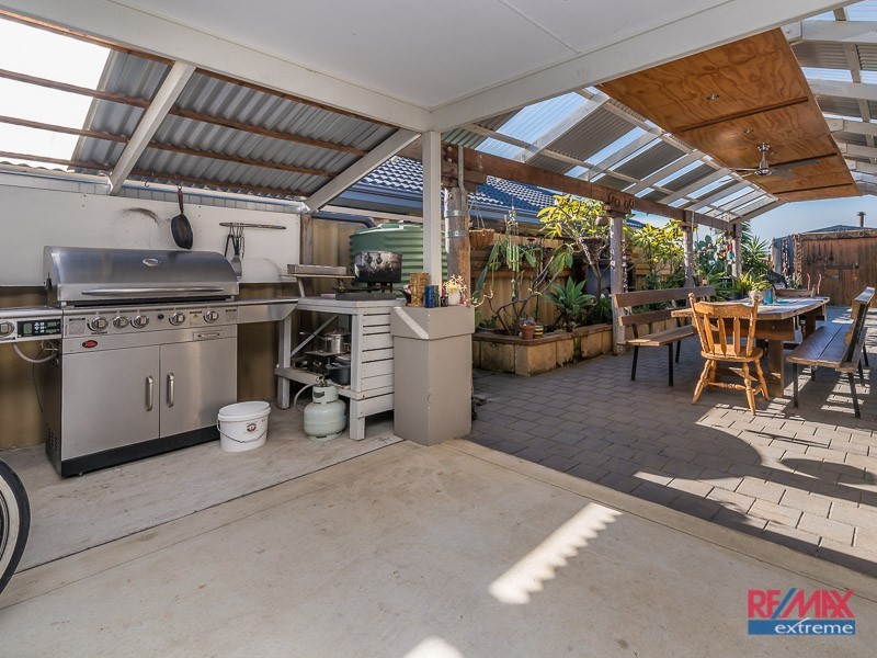 25 Finglas Meander, Butler WA 6036