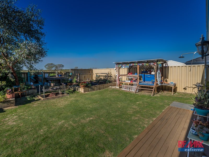 25 Finglas Meander, Butler WA 6036