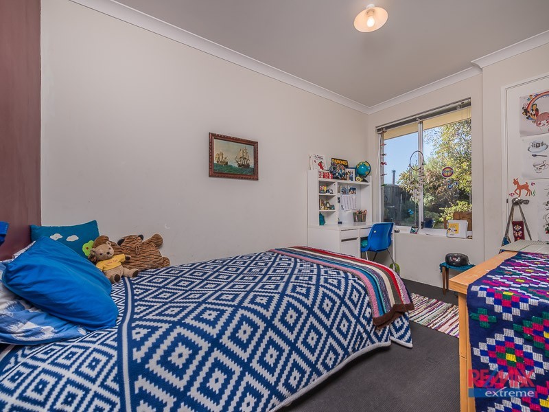 25 Finglas Meander, Butler WA 6036