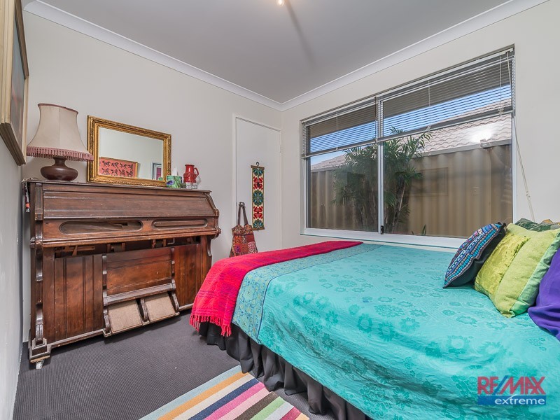 25 Finglas Meander, Butler WA 6036