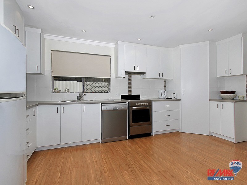 11 Gloves Place, Beechboro WA 6063