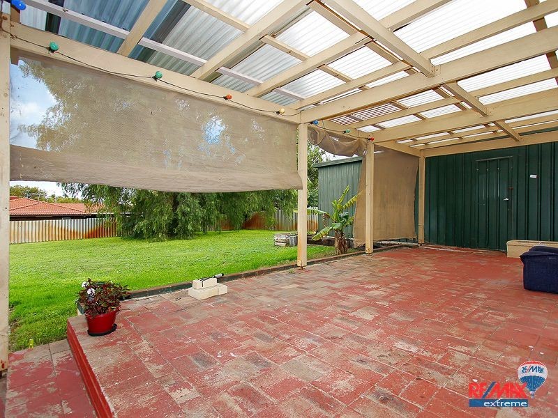 11 Gloves Place, Beechboro WA 6063