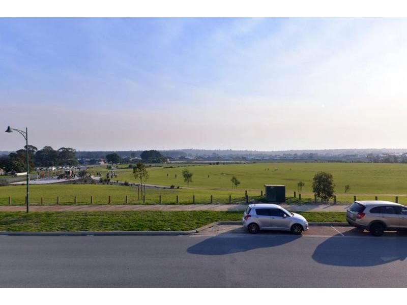 137 Waldburg Drive, Tapping WA 6065