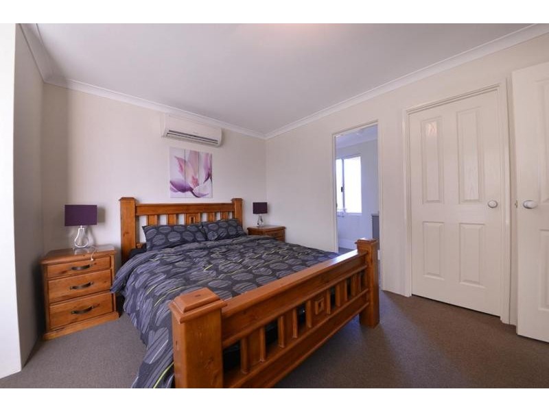 137 Waldburg Drive, Tapping WA 6065