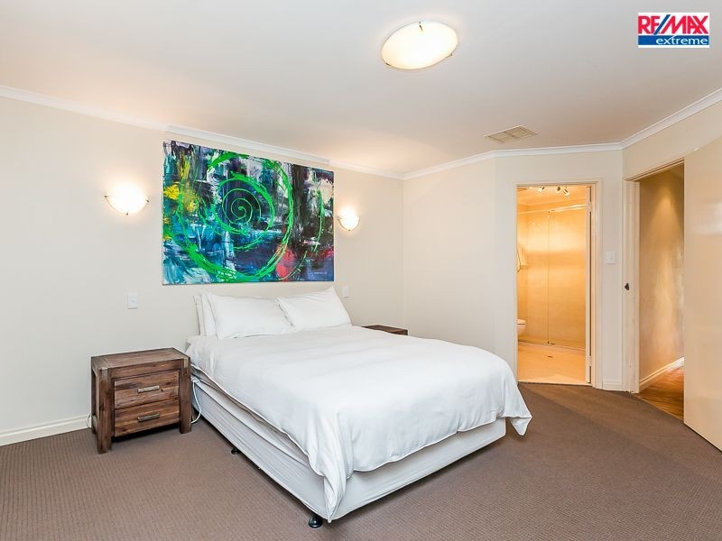 2 Balmain Way, Heathridge WA 6027