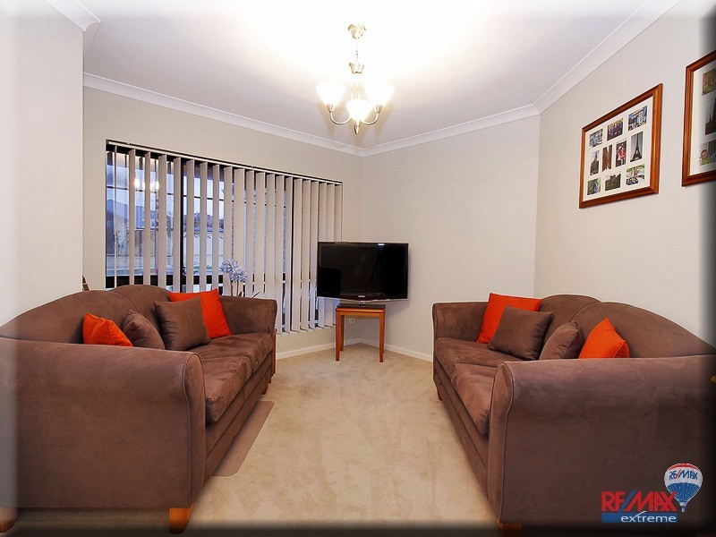 19 Covington Promenade, Butler WA 6036