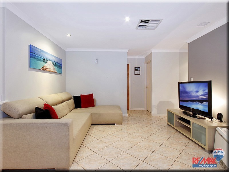 19 Covington Promenade, Butler WA 6036