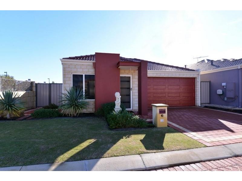 19 Verteramo Way, Hocking WA 6065