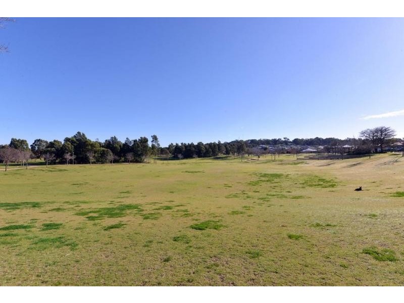 19 Verteramo Way, Hocking WA 6065