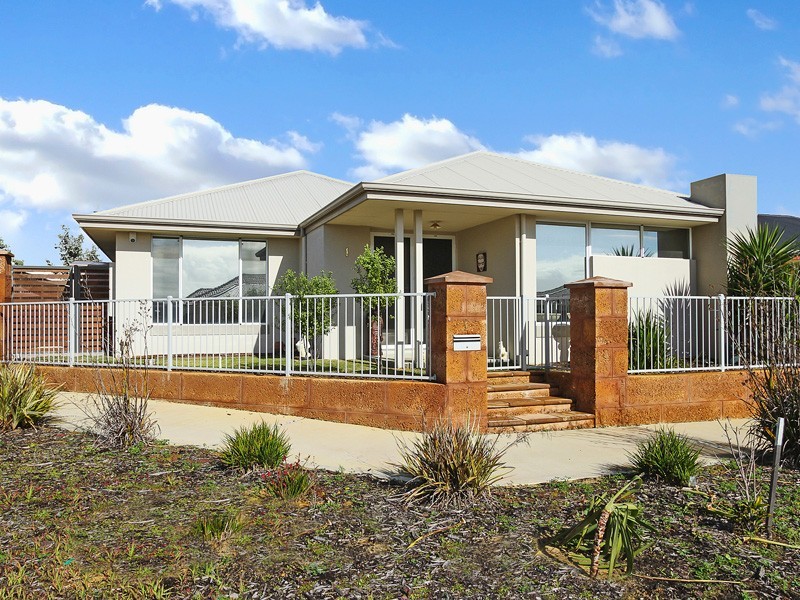 1 Dillwynia Bend, Banksia Grove WA 6031