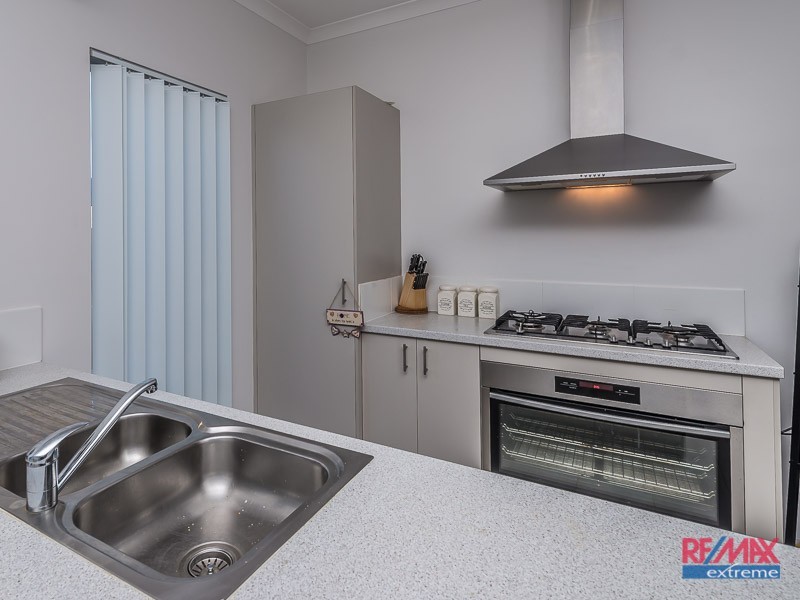 10 Balmain Terrace, Alkimos WA 6038