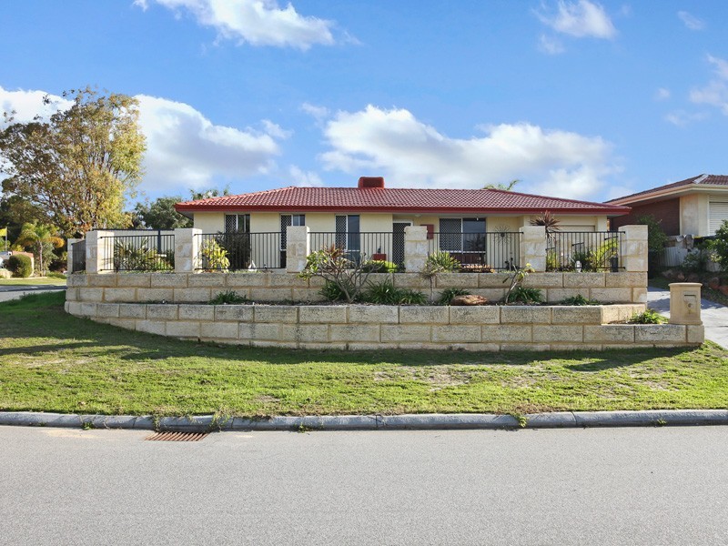 1 Panjada Place, Heathridge WA 6027