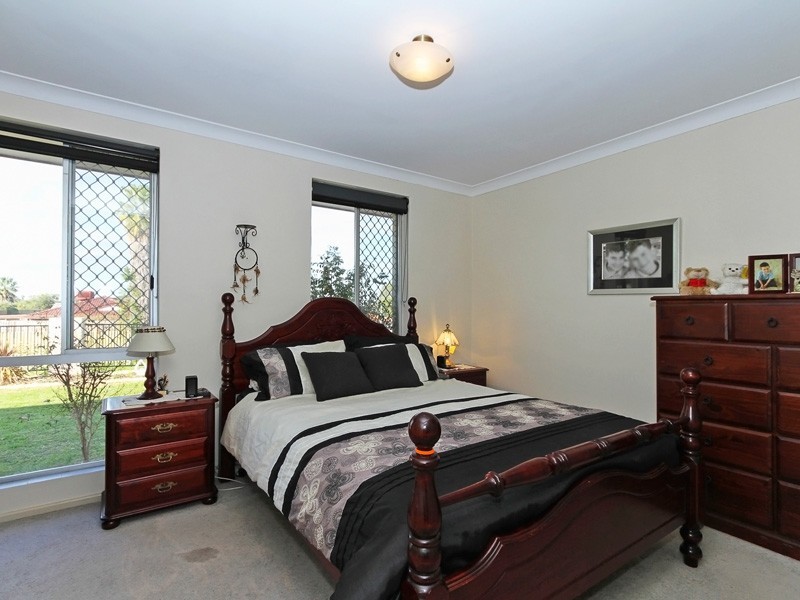 1 Panjada Place, Heathridge WA 6027