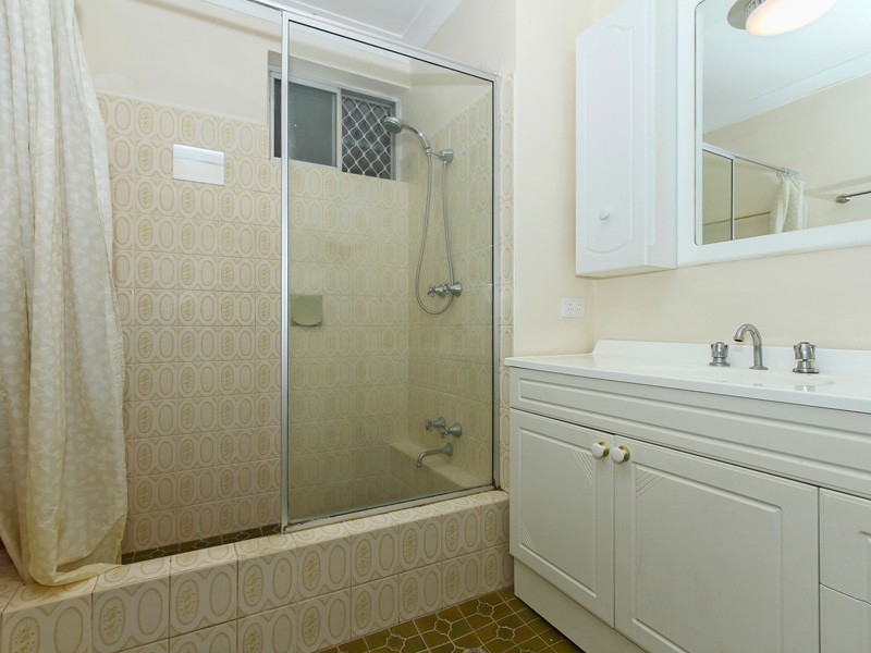 1 Panjada Place, Heathridge WA 6027