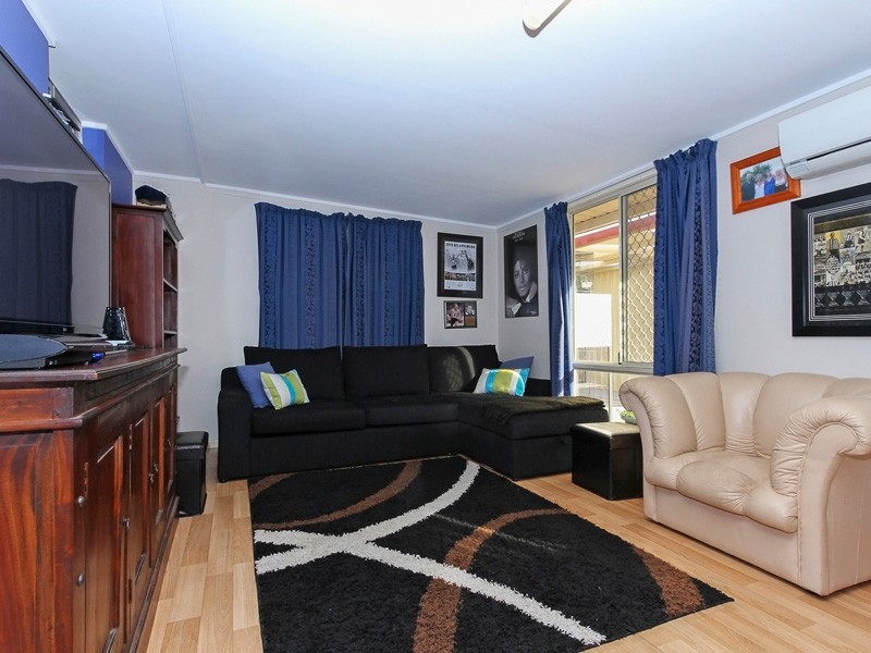 1 Panjada Place, Heathridge WA 6027