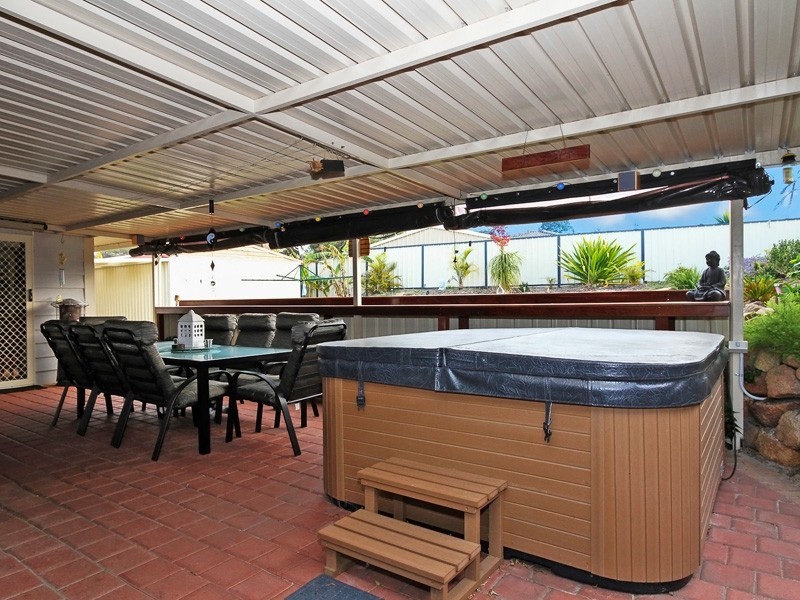 1 Panjada Place, Heathridge WA 6027