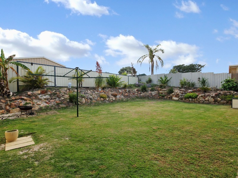 1 Panjada Place, Heathridge WA 6027