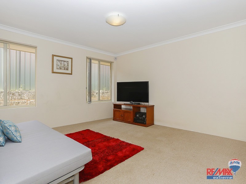 27 Grand Paradiso Parade, Merriwa WA 6030