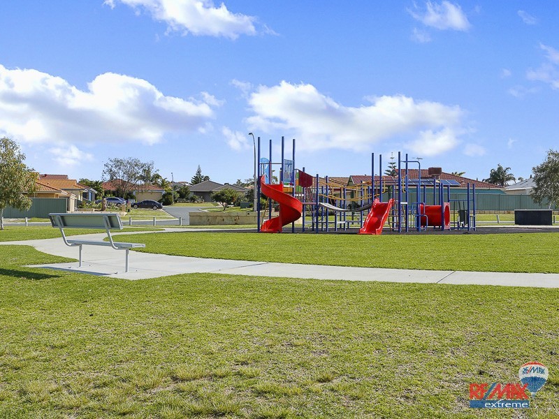 27 Grand Paradiso Parade, Merriwa WA 6030