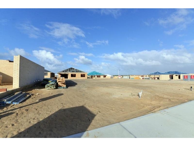 13 Bulwark Avenue, Alkimos WA 6038