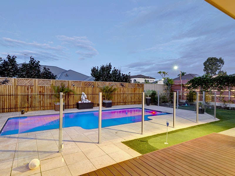 15 Scido Rise, Darch WA 6065