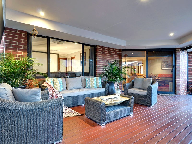 15 Scido Rise, Darch WA 6065