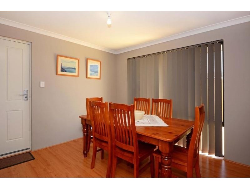 21 Crown Point Crescent, Butler WA 6036