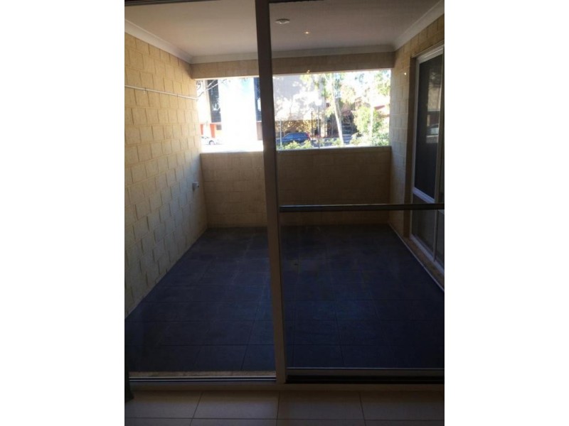 4/69 Grand Boulevard, Joondalup WA 6027