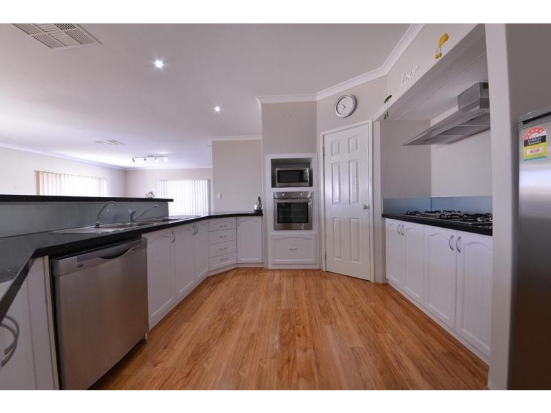 54 Yandella Promenade, Tapping WA 6065